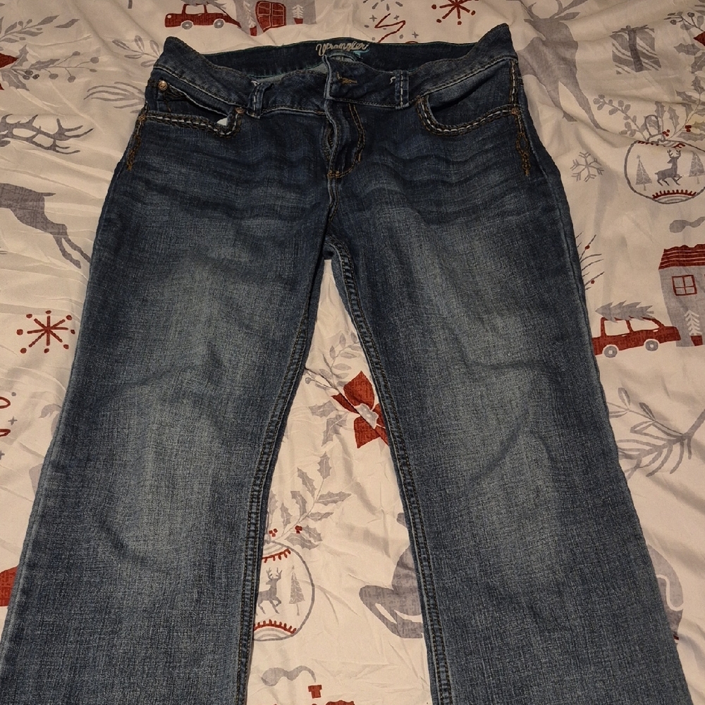 Wrangler Bootcut Jeans. In Excellent Shape, Little Wear On Pockets 9/10×32